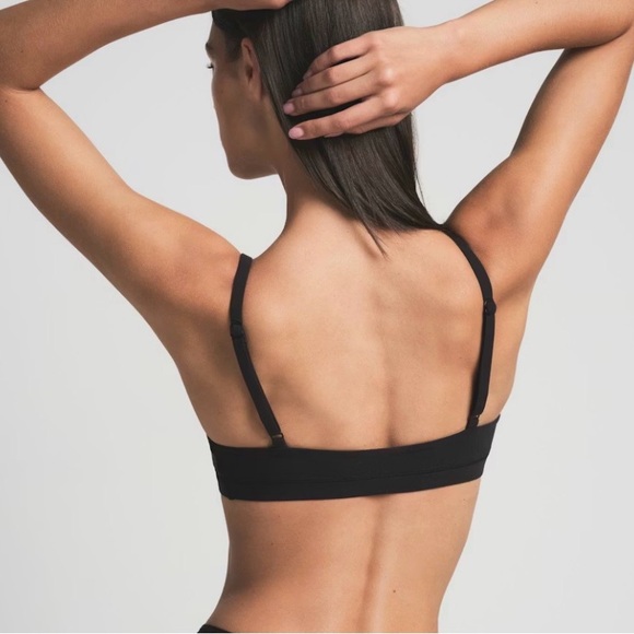 Skims Fits Everybody Black Triangle Bralette - Picture 2 of 8
